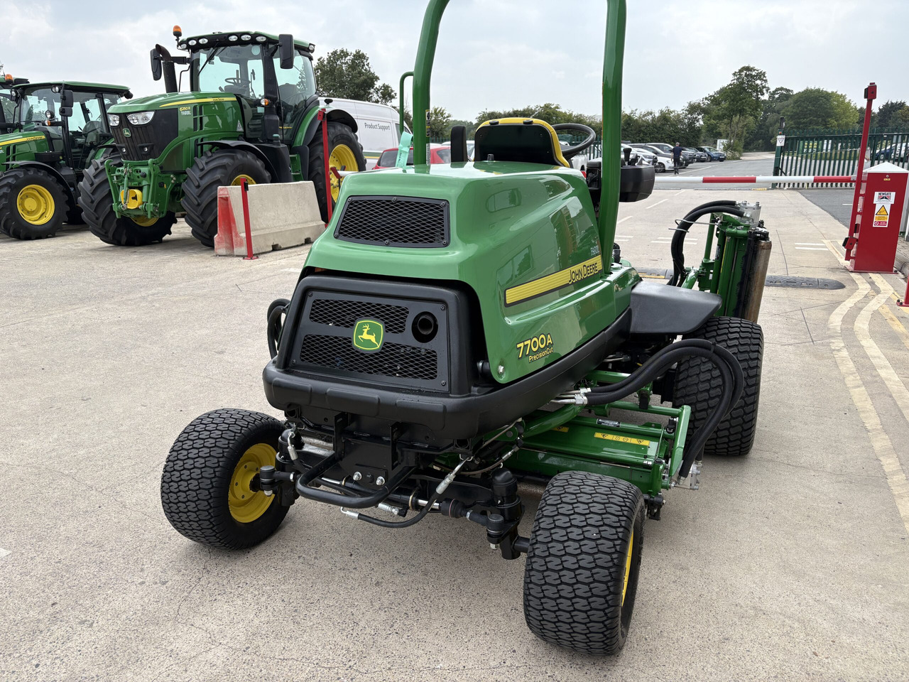 John Deere 7700A Fairway Mower - Garden mower: picture 4 John Deere 7700A Fairway Mower - Garden mower: picture 4