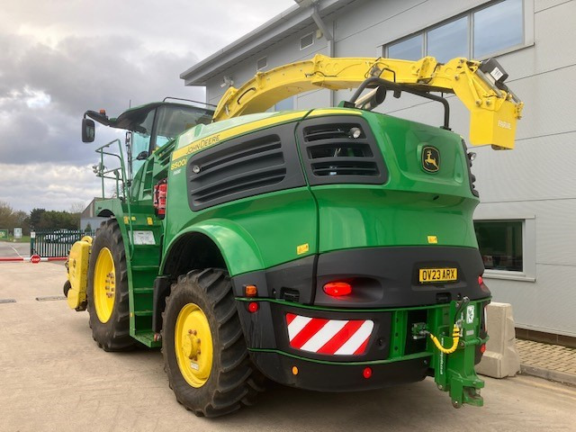 Forage harvester John Deere 8500i: picture 8