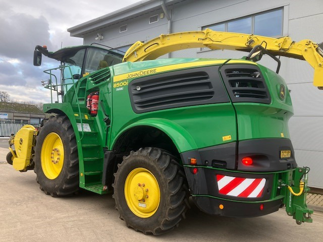 Forage harvester John Deere 8500i: picture 9