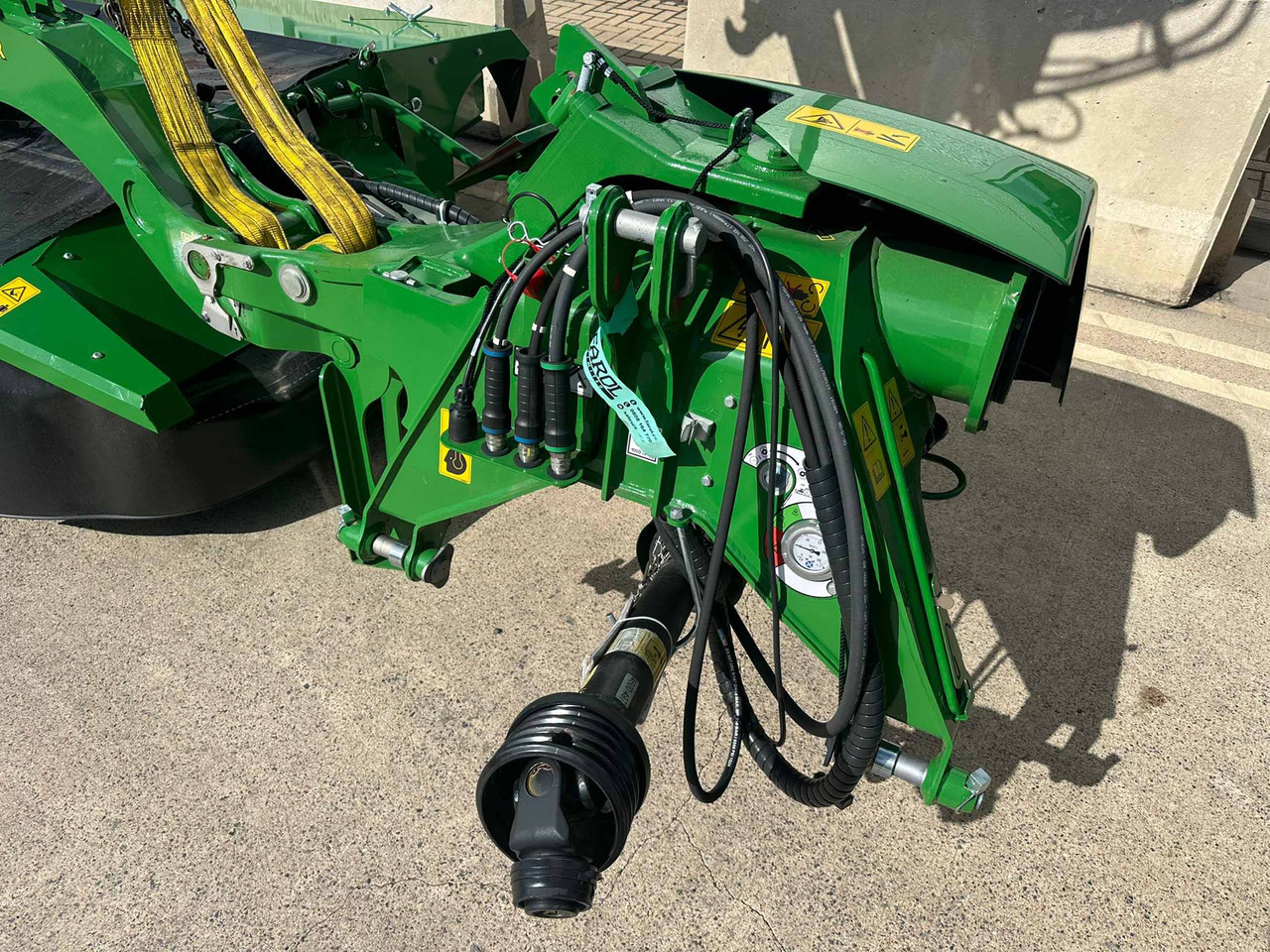 John Deere R310R Mower Conditioner - Hay and forage equipment: picture 4 John Deere R310R Mower Conditioner - Hay and forage equipment: picture 4