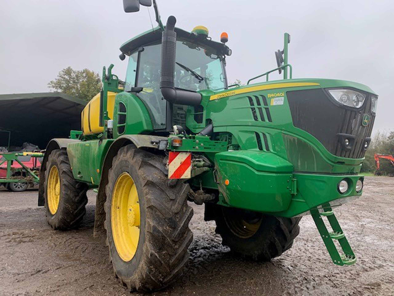 Sprayer John Deere R4040i: picture 6