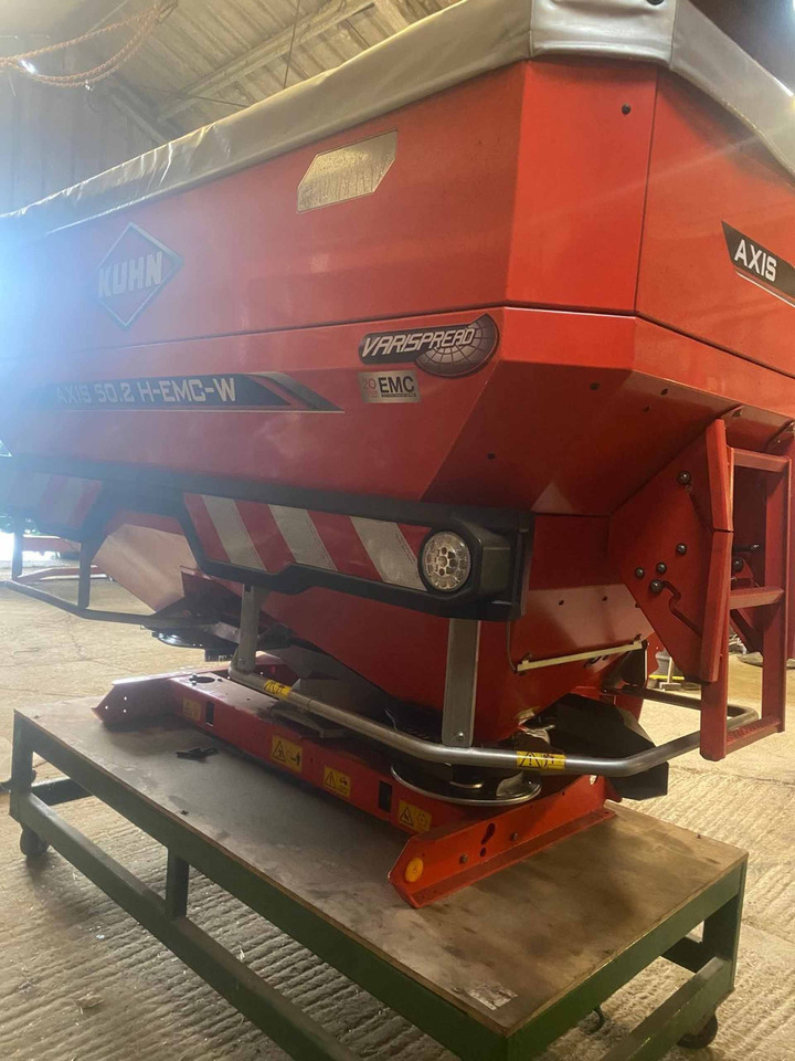 Kuhn Axis 50.2 H-EMC-W - Fertilizer spreader: picture 2 Kuhn Axis 50.2 H-EMC-W - Fertilizer spreader: picture 2