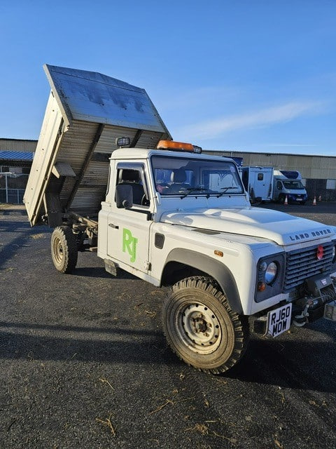 LAND ROVER DEFENDER 130 TIPPER - Tipper van: picture 1 LAND ROVER DEFENDER 130 TIPPER - Tipper van: picture 1