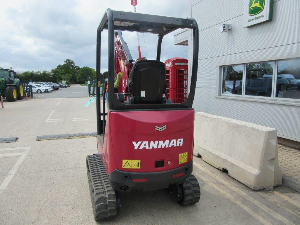 YANMAR SV19VT - Excavator: picture 4 YANMAR SV19VT - Excavator: picture 4