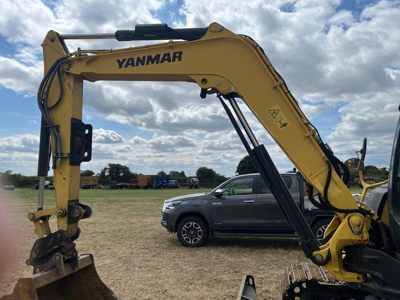 Excavator YANMAR VIO80-1A: picture 8