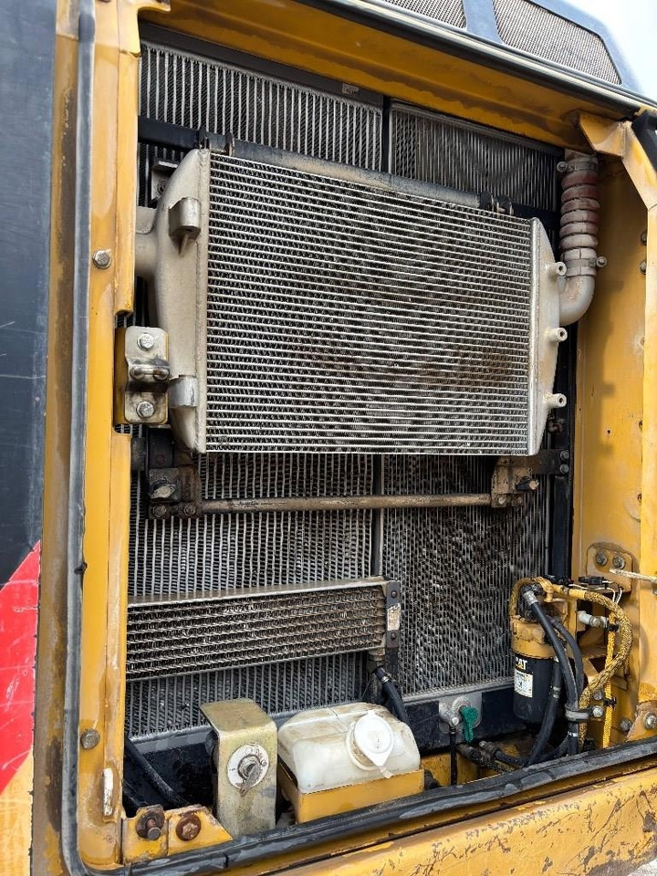 Crawler excavator CAT 324 E LN: picture 18