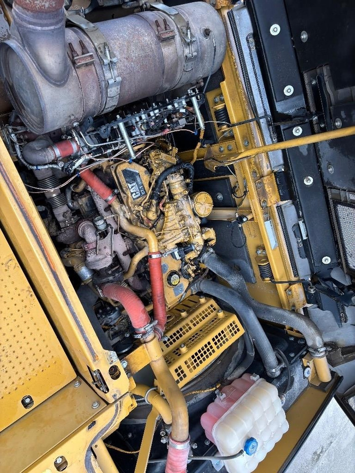 Crawler excavator CAT 324 E LN: picture 22