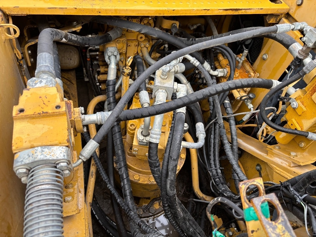 Crawler excavator CAT 324 E LN: picture 20
