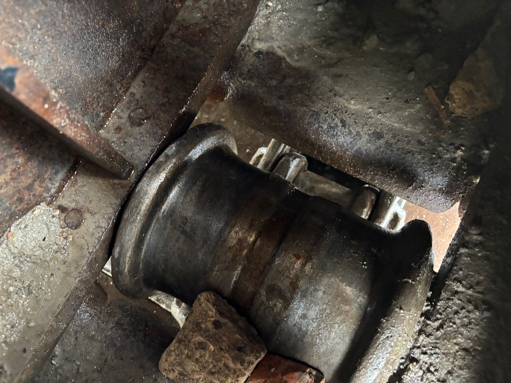 Crawler excavator CAT 324 E LN: picture 15