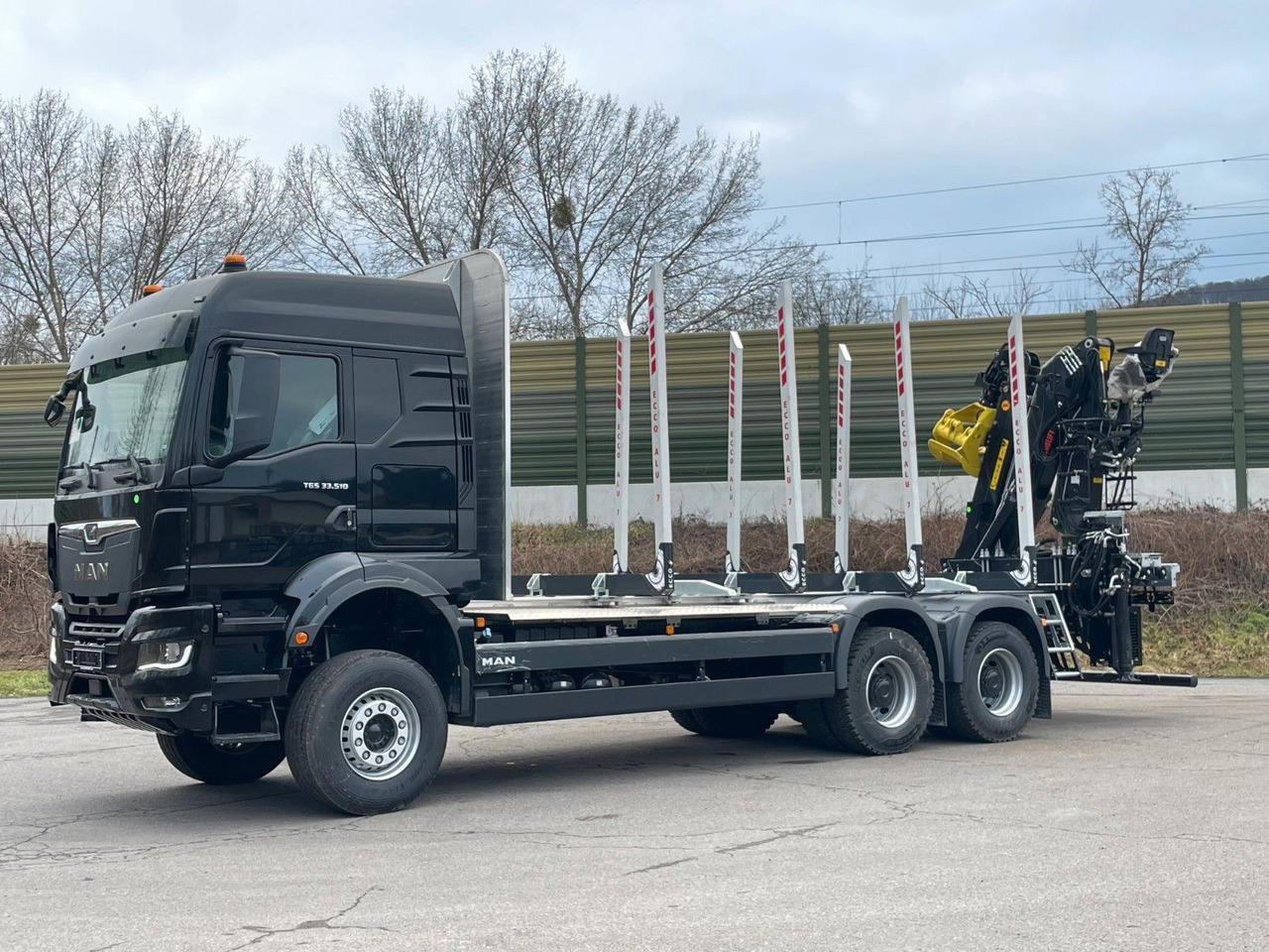 MAN TGS 33.510 6X4 BB Euro6e LogLift 165Z - Log truck, Crane truck: picture 2 MAN TGS 33.510 6X4 BB Euro6e LogLift 165Z - Log truck, Crane truck: picture 2