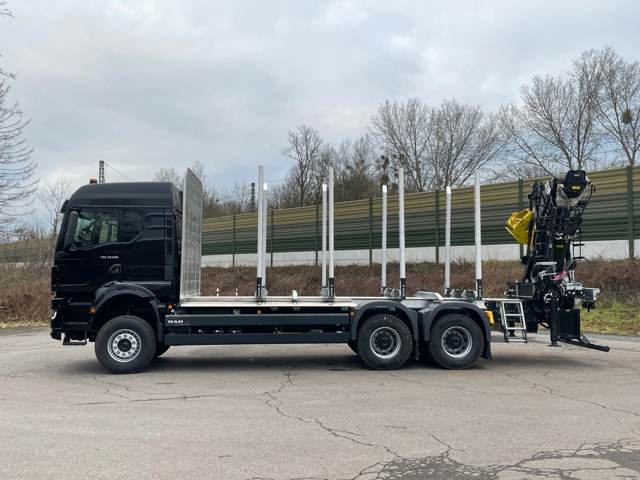 MAN TGS 33.510 6X4 BB Euro6e LogLift 165Z - Log truck, Crane truck: picture 3 MAN TGS 33.510 6X4 BB Euro6e LogLift 165Z - Log truck, Crane truck: picture 3