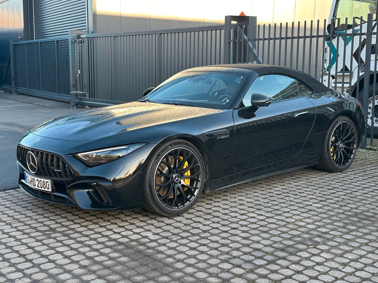 Mercedes-Benz SL 63 AMG Mercedes-AMG SL 63 4MATIC+ - Car: picture 3 Mercedes-Benz SL 63 AMG Mercedes-AMG SL 63 4MATIC+ - Car: picture 3