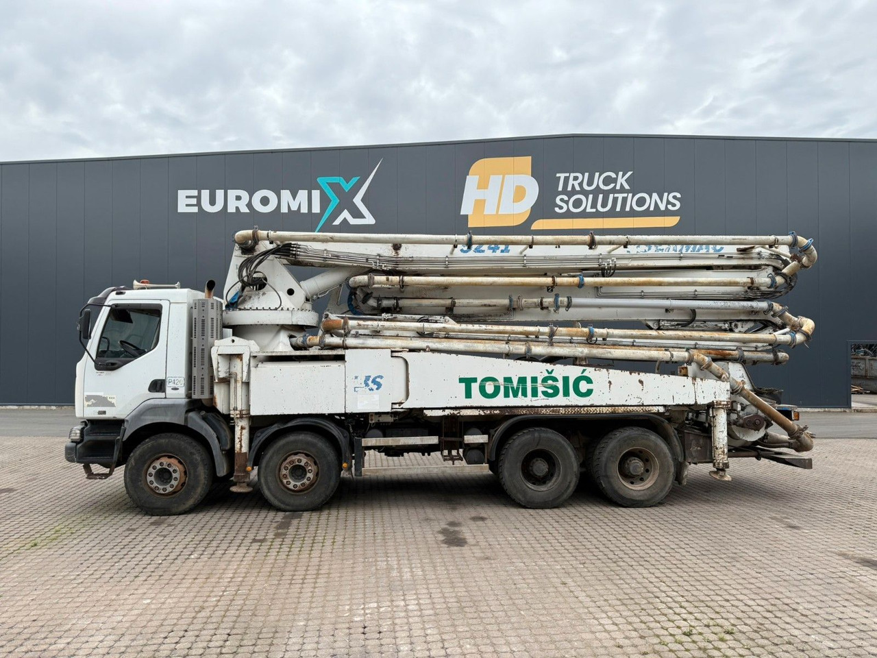 Renault Kerax 420 dci Sermac 41m Betonpumpe - Concrete pump truck: picture 2 Renault Kerax 420 dci Sermac 41m Betonpumpe - Concrete pump truck: picture 2