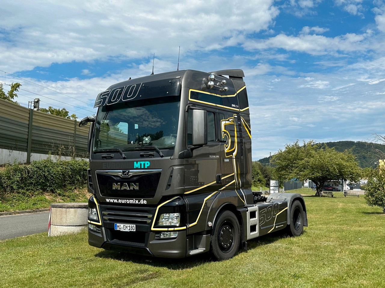 MAN TGX 18.500 EVO LION VOLL AUSSTATUNG - Tractor unit: picture 1 MAN TGX 18.500 EVO LION VOLL AUSSTATUNG - Tractor unit: picture 1