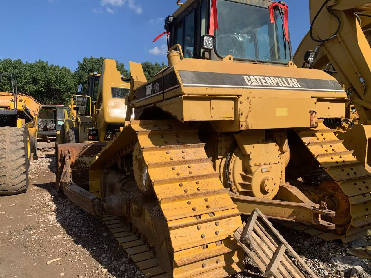 CATERPILLAR D6R - Bulldozer: picture 4 CATERPILLAR D6R - Bulldozer: picture 4