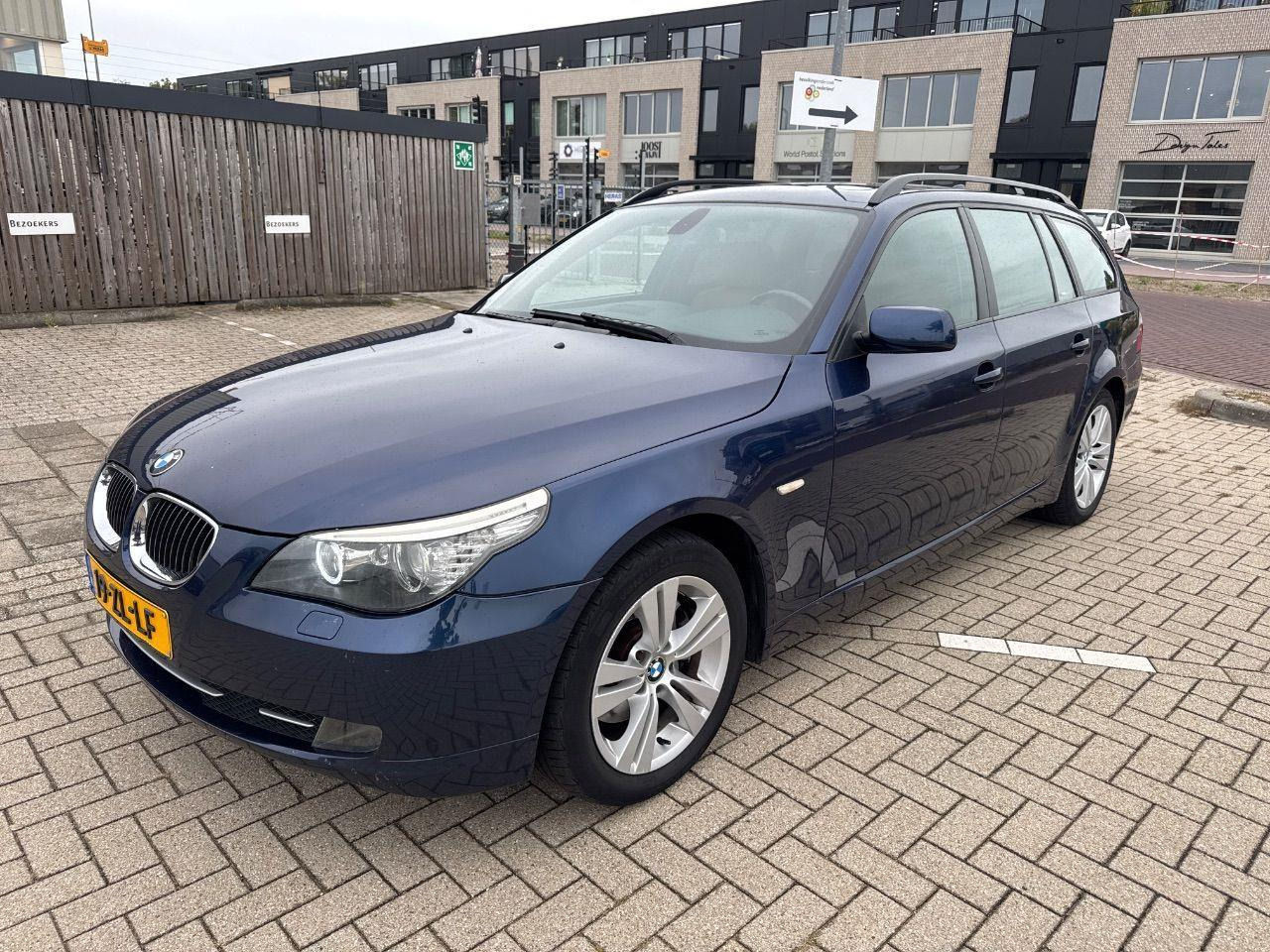 BMW 5 - serie Touring 525xd Business Line | 2008 | 317.703 km | Automaat | 19ZLLF | NAP: Logisch - Car: picture 1 BMW 5 - serie Touring 525xd Business Line | 2008 | 317.703 km | Automaat | 19ZLLF | NAP: Logisch - Car: picture 1