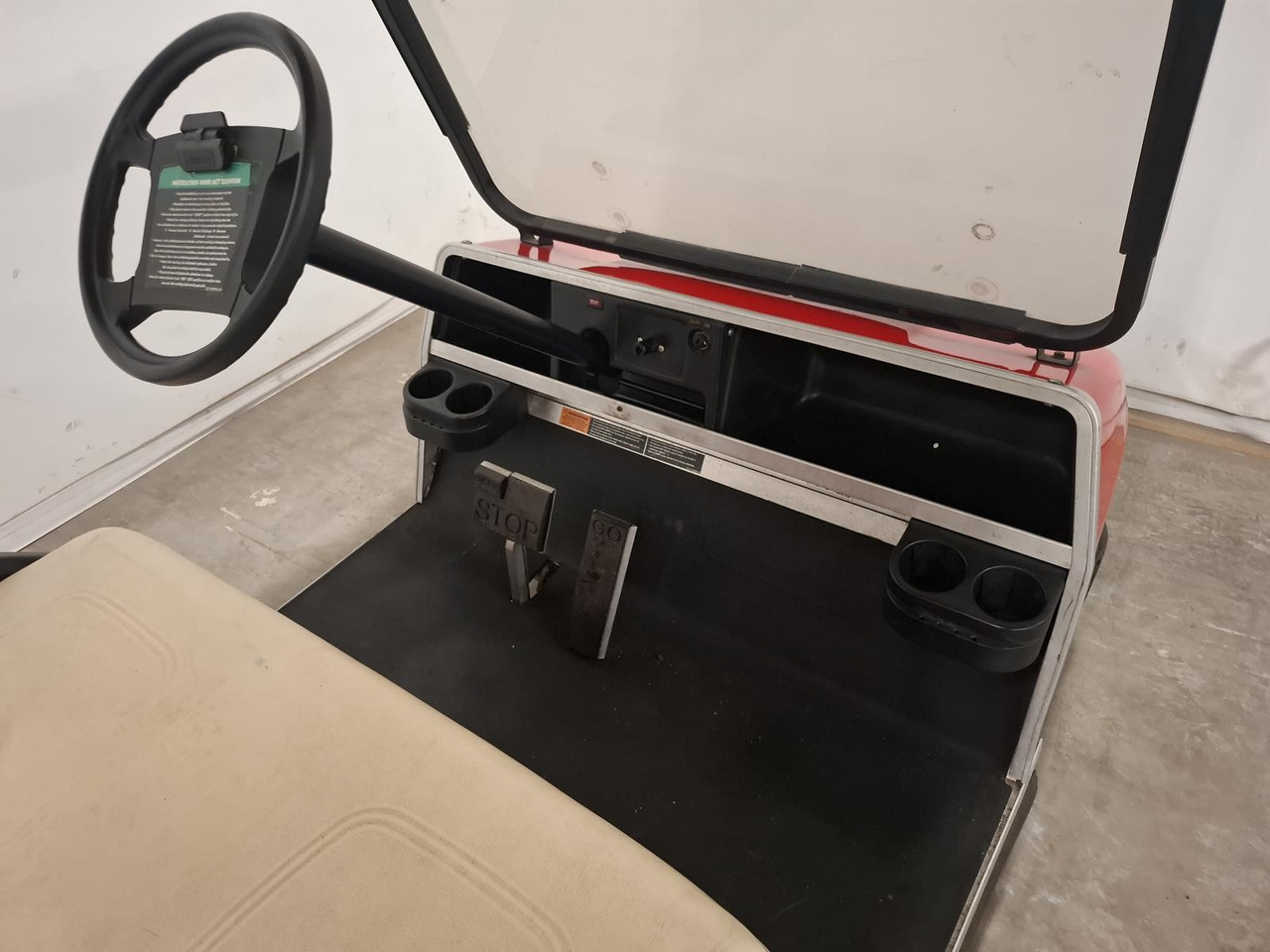 ClubCar Ds 2 seater + open Cargo box AG0203-111974 - Golf cart: picture 5 ClubCar Ds 2 seater + open Cargo box AG0203-111974 - Golf cart: picture 5