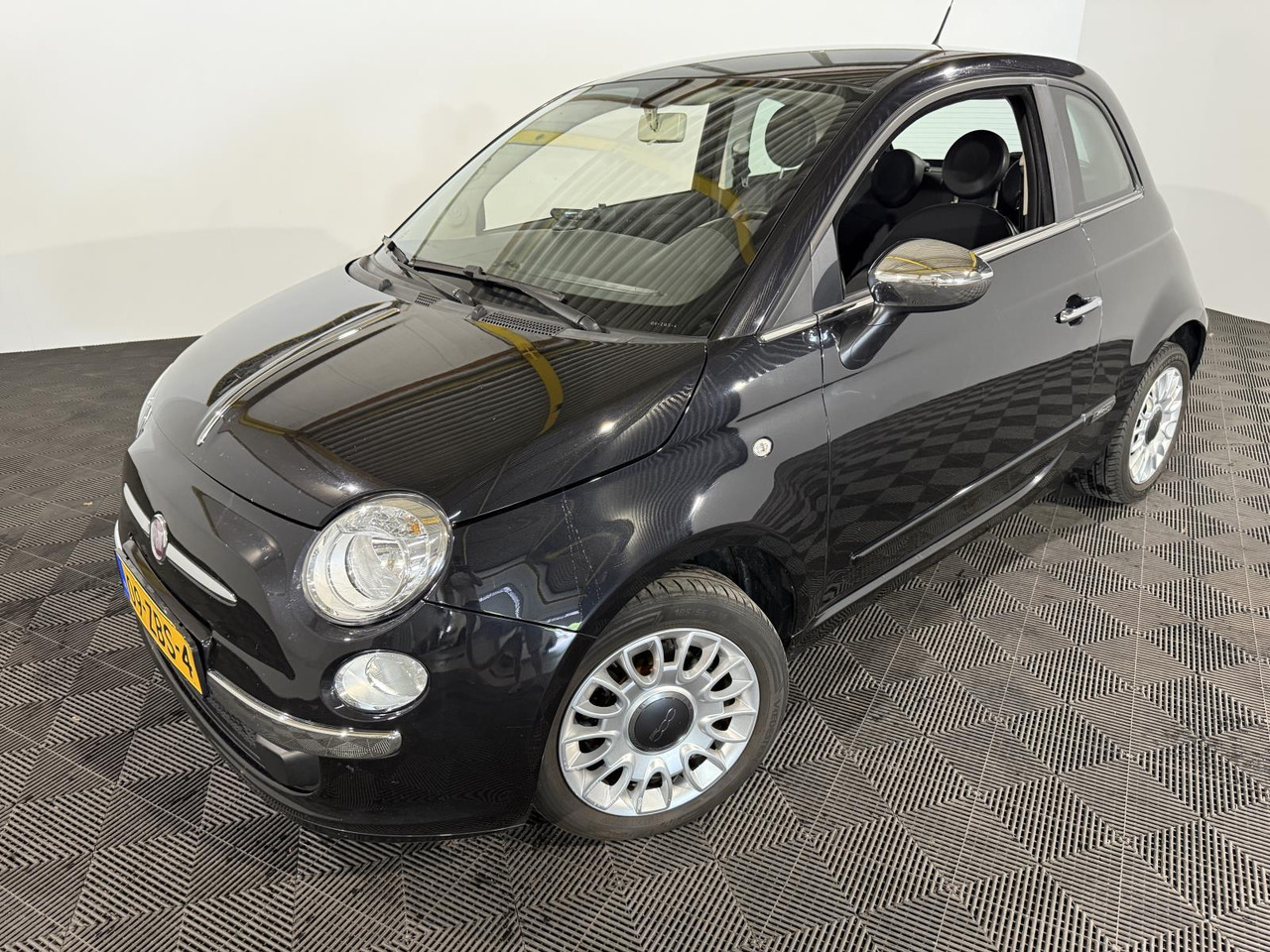 Fiat 500 0.9 TwinAir Pop | 2012 | 160.622 km | 09-ZBS-4 - Hatchback: picture 1 Fiat 500 0.9 TwinAir Pop | 2012 | 160.622 km | 09-ZBS-4 - Hatchback: picture 1