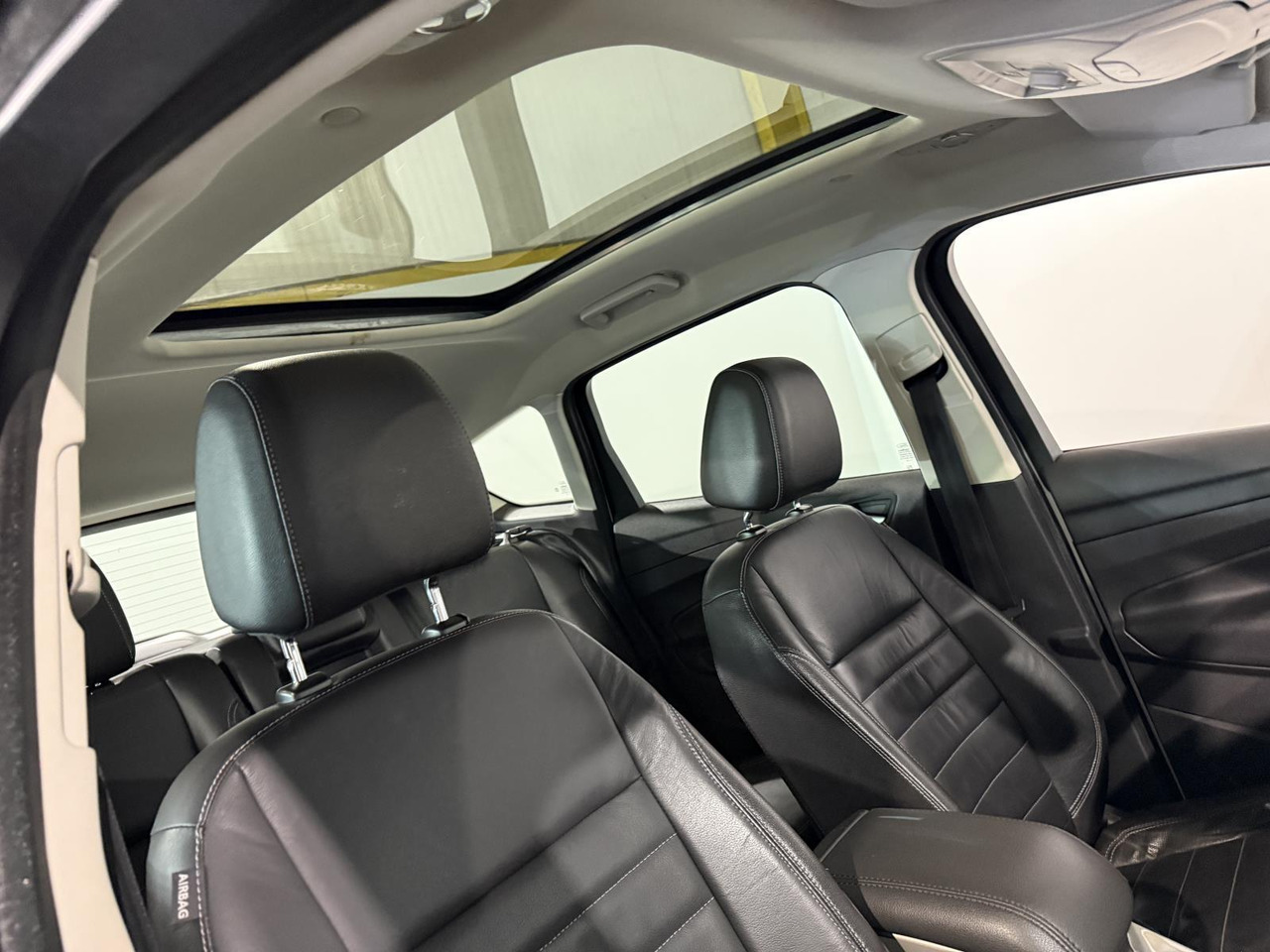 Car Ford C-Max 2.0 Plug-in Hybrid Titanium Plus | HL-834-P: picture 10