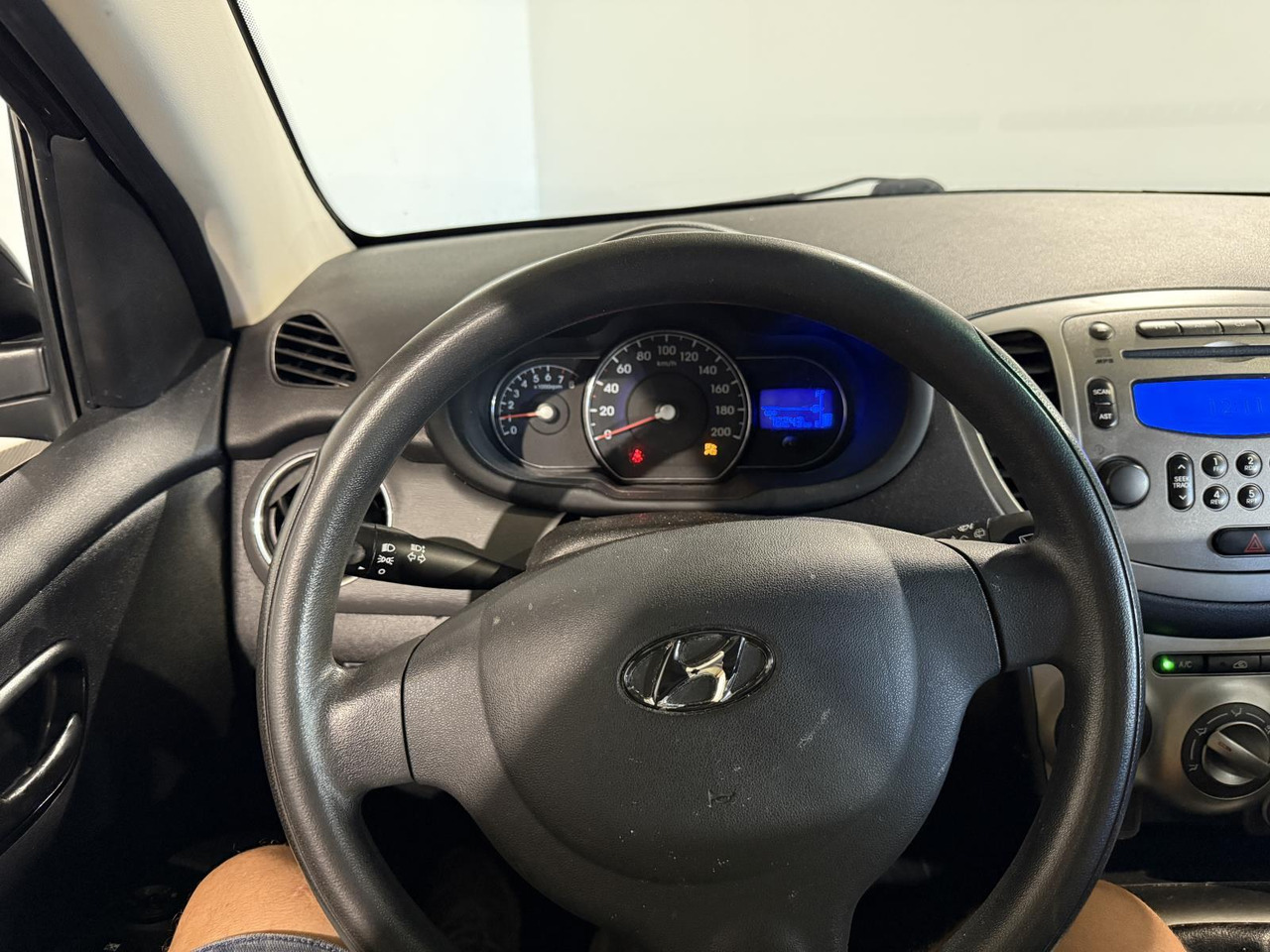 Hyundai i10 1.2 i-Catcher | 76.243 km | 2011 | 25-RSL-4 - Hatchback: picture 5 Hyundai i10 1.2 i-Catcher | 76.243 km | 2011 | 25-RSL-4 - Hatchback: picture 5