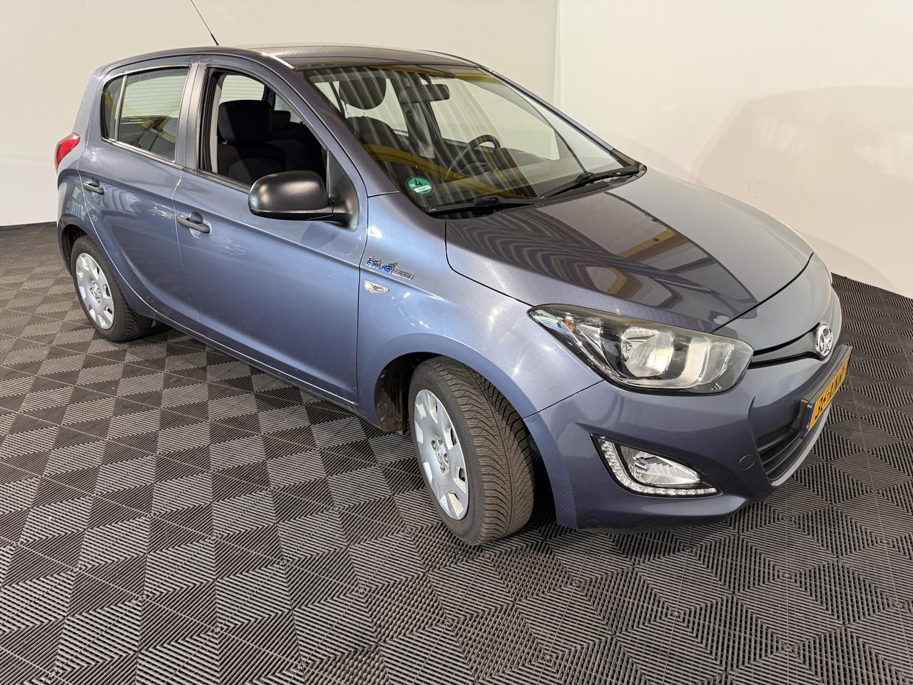 Hyundai i20 1.2i Business Edition | 2012 | 167.712 km |36-XNR-1 - Hatchback: picture 3 Hyundai i20 1.2i Business Edition | 2012 | 167.712 km |36-XNR-1 - Hatchback: picture 3