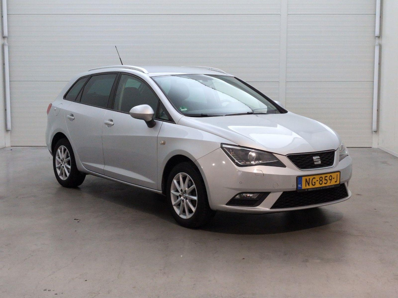 SEAT Ibiza ST 1.0 EcoTSI Style Connect | 2017 | 230.993 km | NG859J | NAP: Logisch - Car: picture 2 SEAT Ibiza ST 1.0 EcoTSI Style Connect | 2017 | 230.993 km | NG859J | NAP: Logisch - Car: picture 2