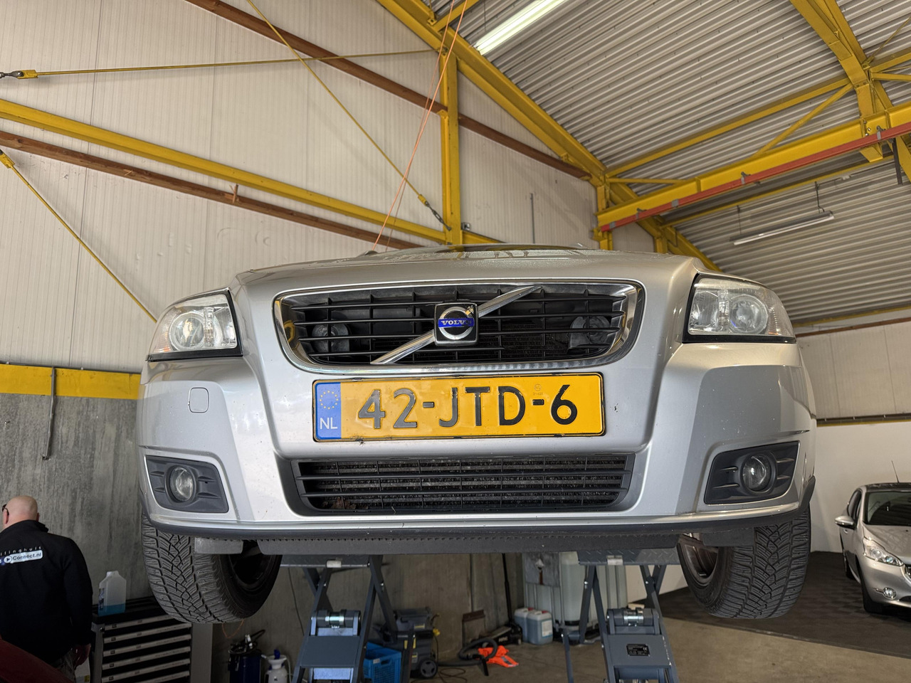Volvo V50 1.6D DRIVe | 2009 | 255.196 km | 42-JTD-6 - Car: picture 2 Volvo V50 1.6D DRIVe | 2009 | 255.196 km | 42-JTD-6 - Car: picture 2