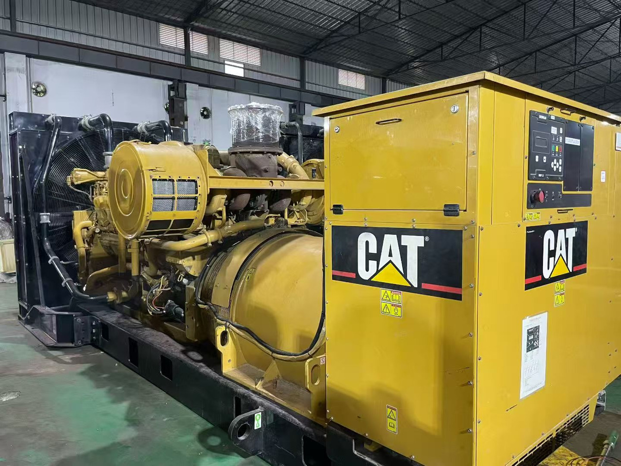 CATPILLAR 3512B - Industrial equipment, Generator set: picture 1 CATPILLAR 3512B - Industrial equipment, Generator set: picture 1