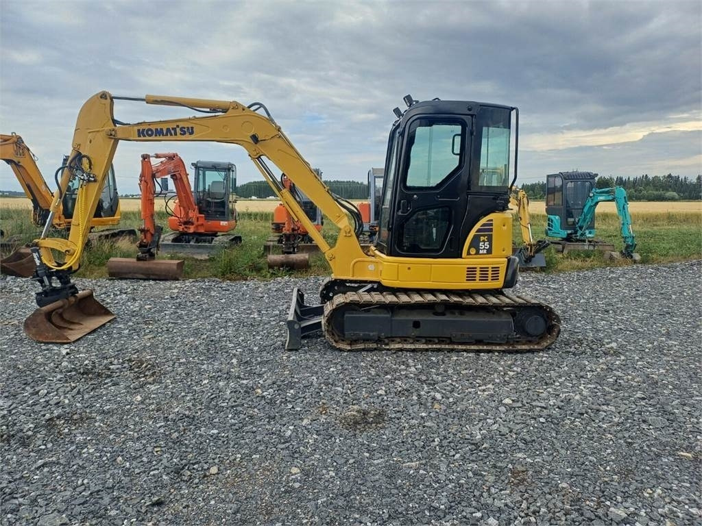Komatsu PC50mr2 kallistuvalla liittimellä - Mini excavator: picture 2 Komatsu PC50mr2 kallistuvalla liittimellä - Mini excavator: picture 2