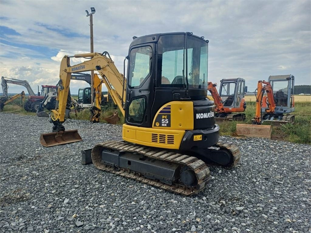 Komatsu PC50mr2 kallistuvalla liittimellä - Mini excavator: picture 3 Komatsu PC50mr2 kallistuvalla liittimellä - Mini excavator: picture 3
