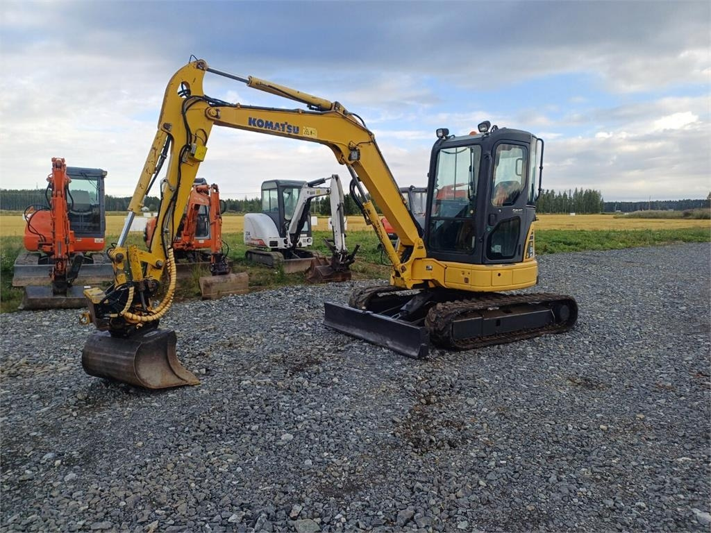 Komatsu pc50mr-2 Engcon pyörittäjällä - Mini excavator: picture 1 Komatsu pc50mr-2 Engcon pyörittäjällä - Mini excavator: picture 1