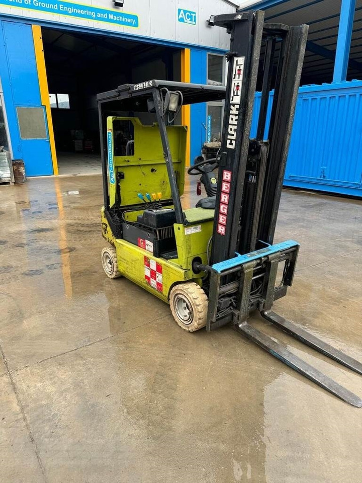 Clark CEM 16S - Forklift: picture 1 Clark CEM 16S - Forklift: picture 1