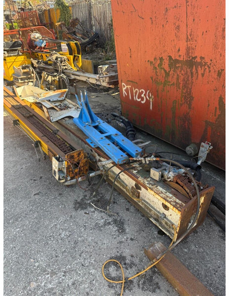 Soilmec SM 401 - Drilling rig: picture 3 Soilmec SM 401 - Drilling rig: picture 3