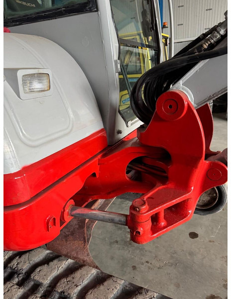 Takeuchi TB260 - Mini excavator: picture 4 Takeuchi TB260 - Mini excavator: picture 4