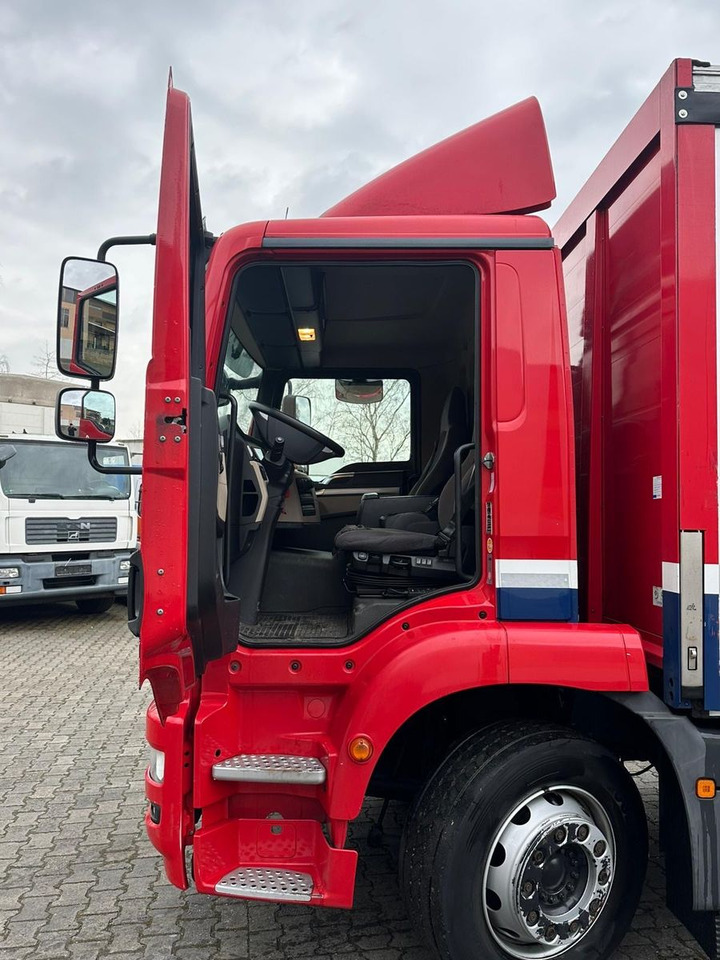 MAN TGM 26.340 L/LBW/2xAHK/LENKACHSE/18 PAL/3instock - Beverage truck: picture 5 MAN TGM 26.340 L/LBW/2xAHK/LENKACHSE/18 PAL/3instock - Beverage truck: picture 5