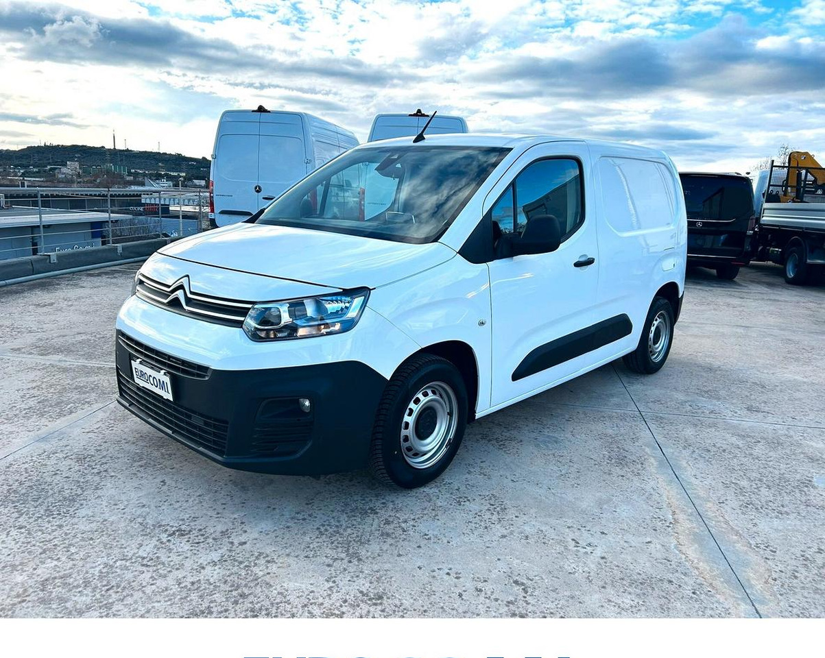 Citroen Berlingo 1.6 hdi 100 cv - Small van: picture 1 Citroen Berlingo 1.6 hdi 100 cv - Small van: picture 1