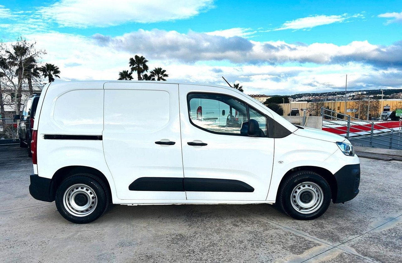 Citroen Berlingo 1.6 hdi 100 cv - Small van: picture 4 Citroen Berlingo 1.6 hdi 100 cv - Small van: picture 4