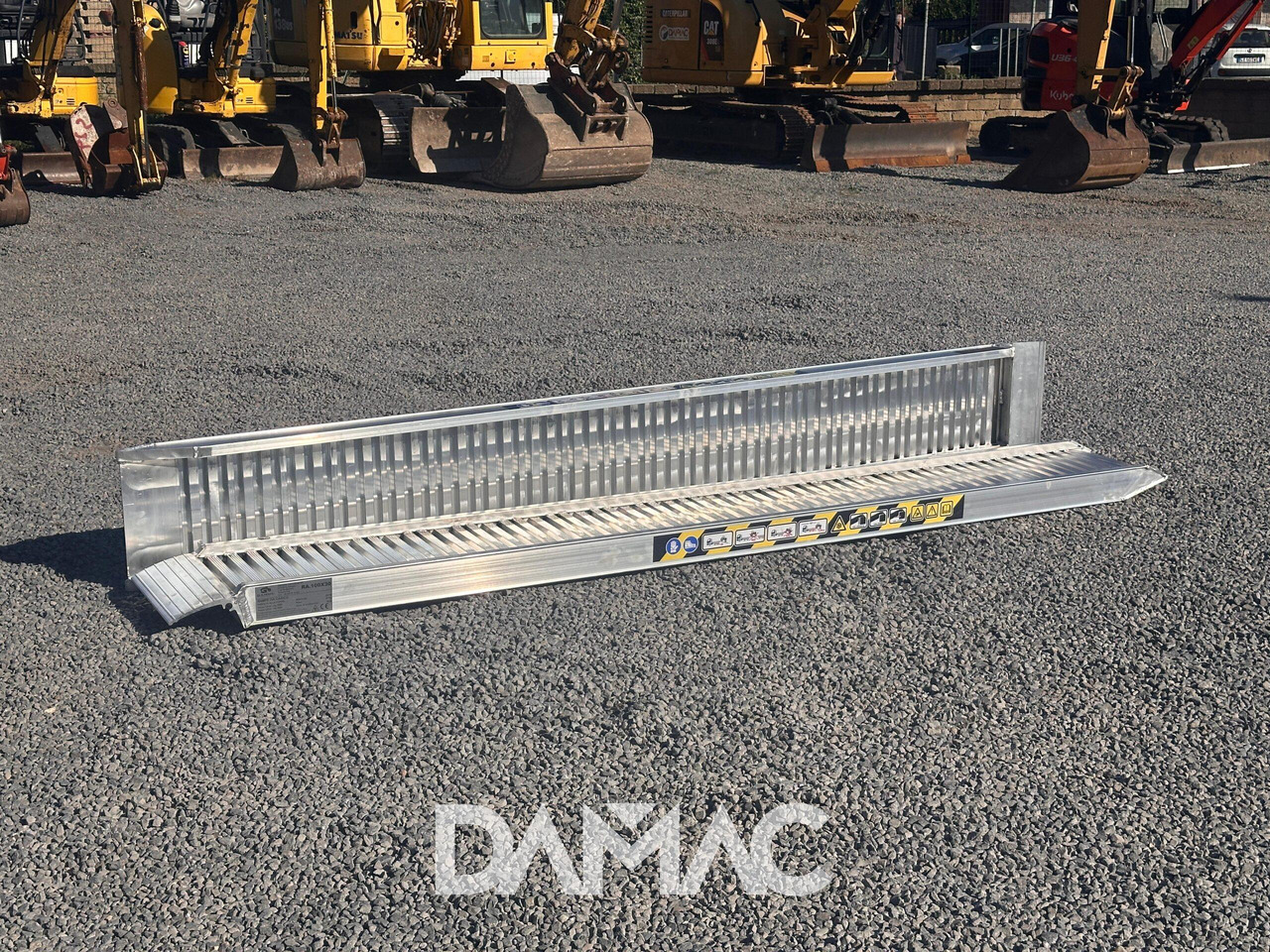 DAMAC 150x40 - Loading ramp: picture 2 DAMAC 150x40 - Loading ramp: picture 2