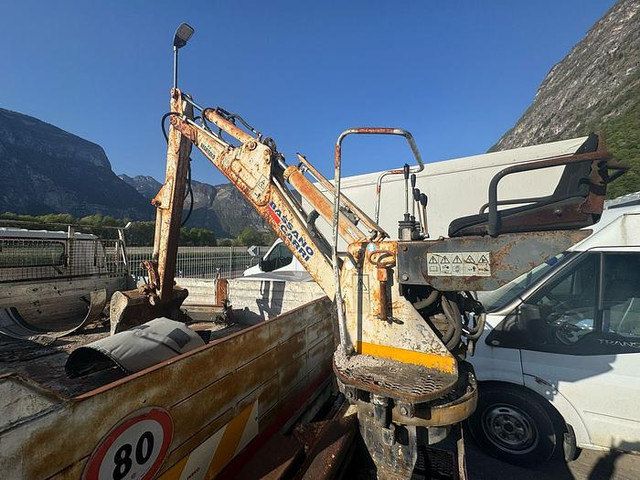 Isuzu 15.75 - Tipper van: picture 3 Isuzu 15.75 - Tipper van: picture 3