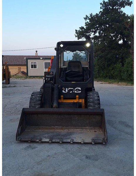 JCB 225 - Compact track loader: picture 2 JCB 225 - Compact track loader: picture 2