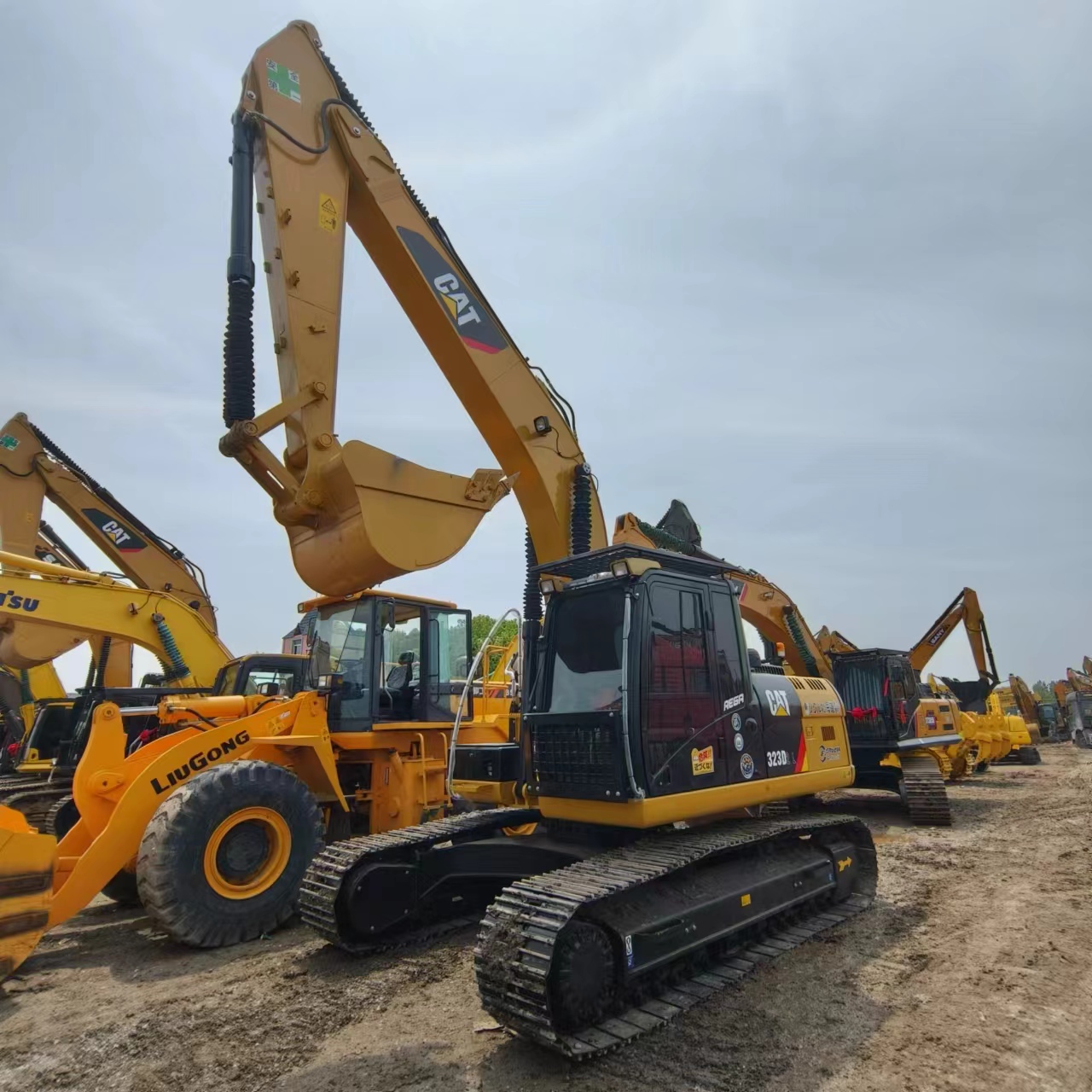 CATERPILLAR 323 - Crawler excavator: picture 4 CATERPILLAR 323 - Crawler excavator: picture 4