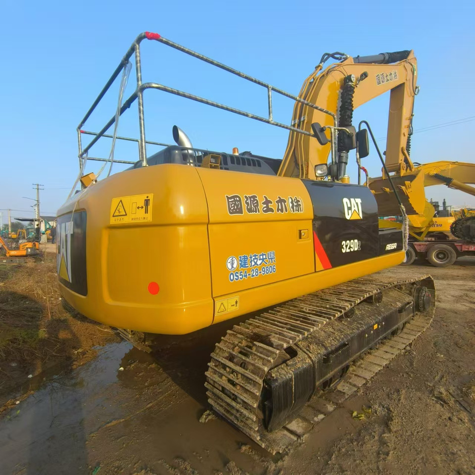 CATERPILLAR 329D2 - Crawler excavator: picture 2 CATERPILLAR 329D2 - Crawler excavator: picture 2