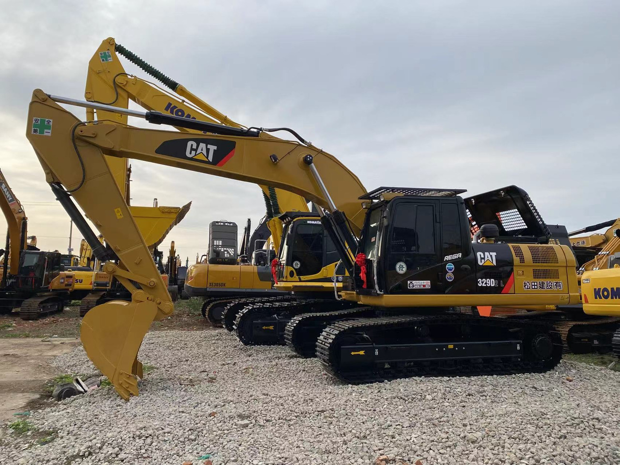 CATERPILLAR 329D2L - Crawler excavator: picture 2 CATERPILLAR 329D2L - Crawler excavator: picture 2