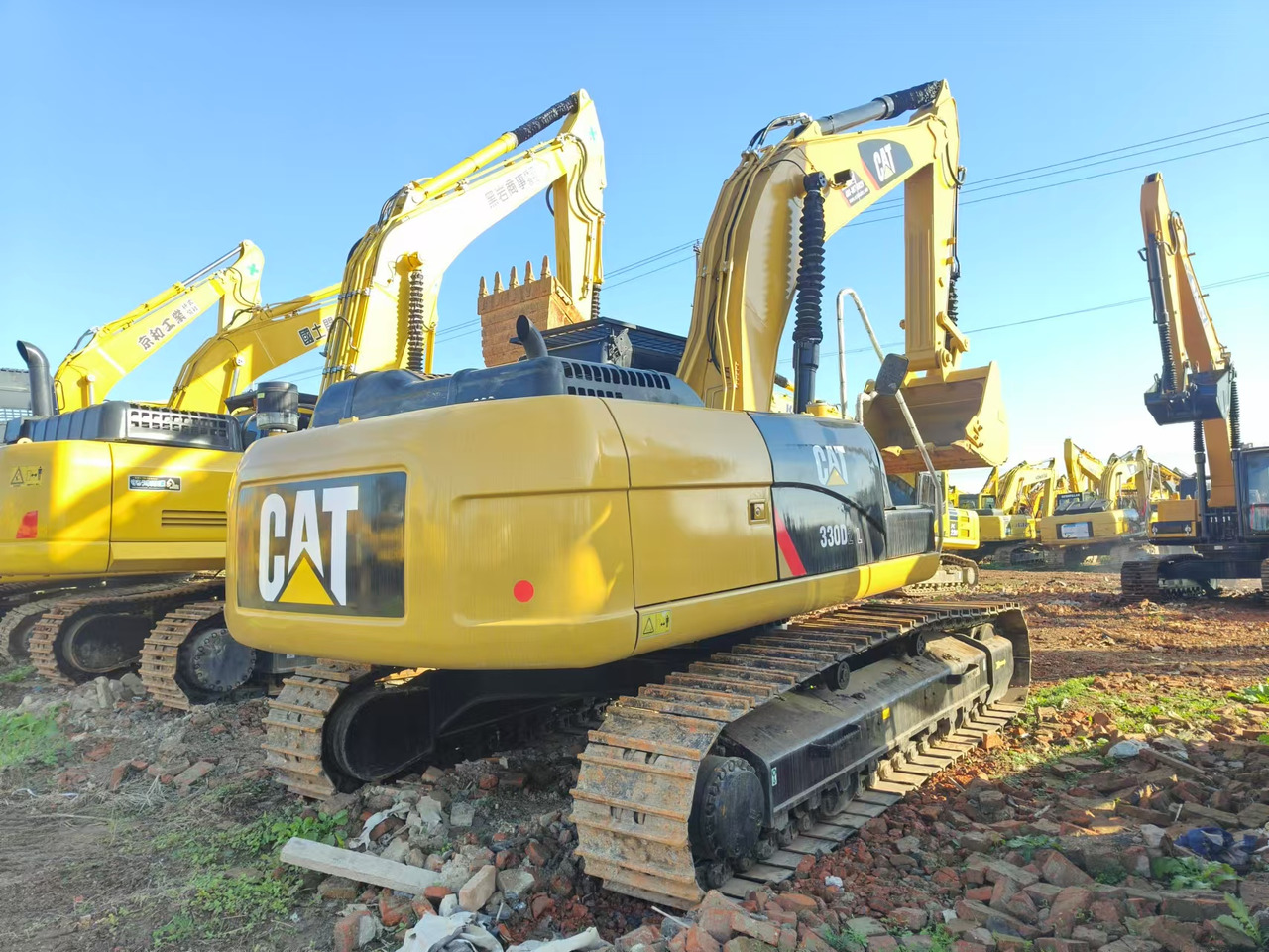 CATERPILLAR 330D - Crawler excavator: picture 1 CATERPILLAR 330D - Crawler excavator: picture 1