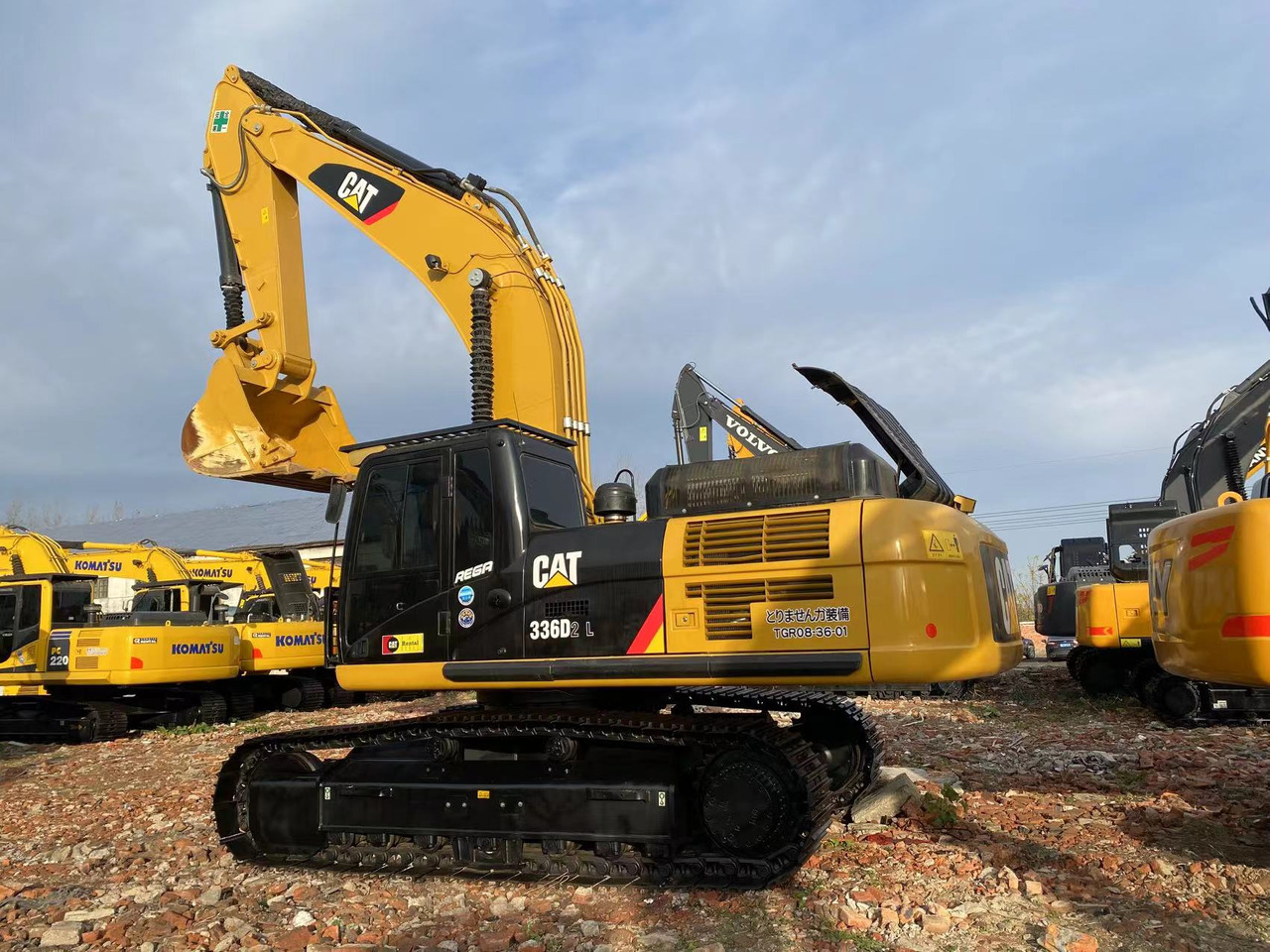 CATERPILLAR 336D2L - Crawler excavator: picture 2 CATERPILLAR 336D2L - Crawler excavator: picture 2