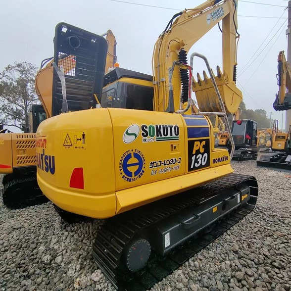 KOMATSU PC130 - Crawler excavator: picture 2 KOMATSU PC130 - Crawler excavator: picture 2