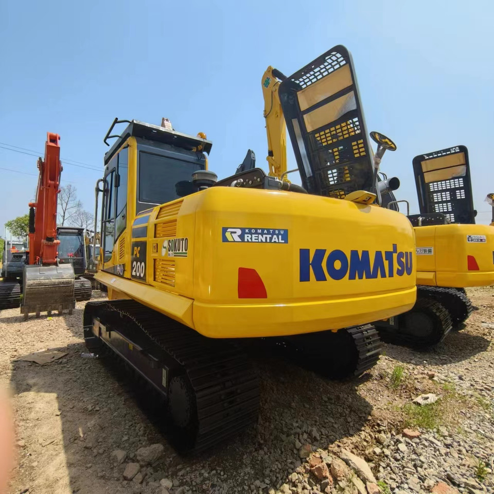 KOMATSU PC200-8MO - Crawler excavator: picture 2 KOMATSU PC200-8MO - Crawler excavator: picture 2
