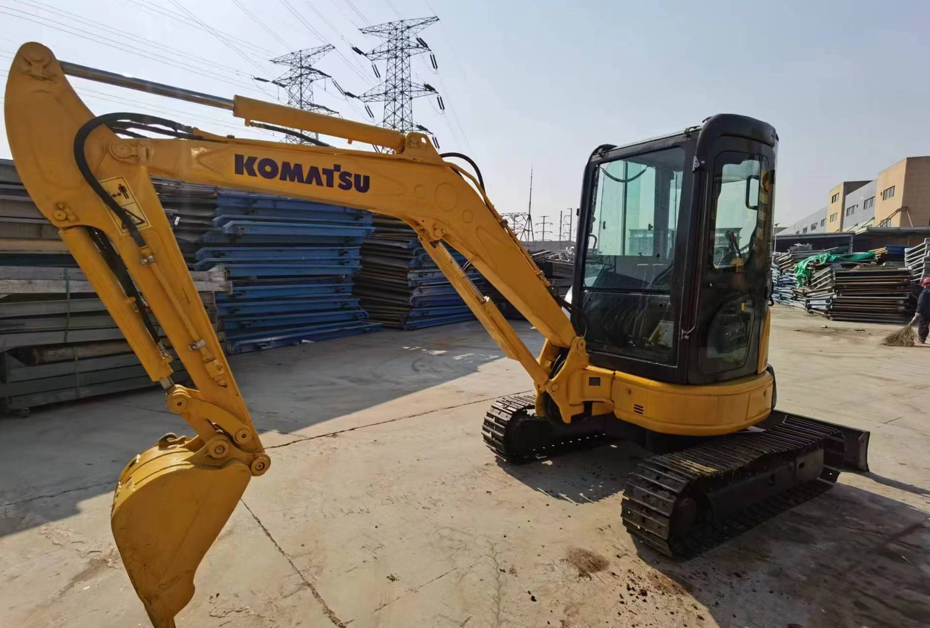 KOMATSU PC35 leasing KOMATSU PC35: picture 7