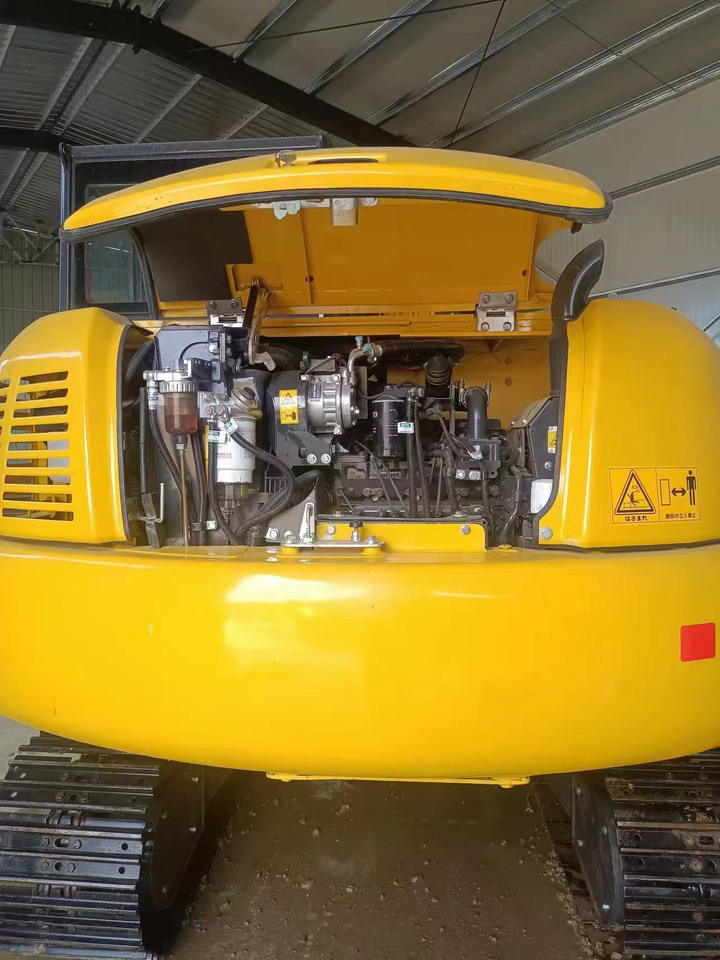 KOMATSU PC70 - Crawler excavator: picture 4 KOMATSU PC70 - Crawler excavator: picture 4