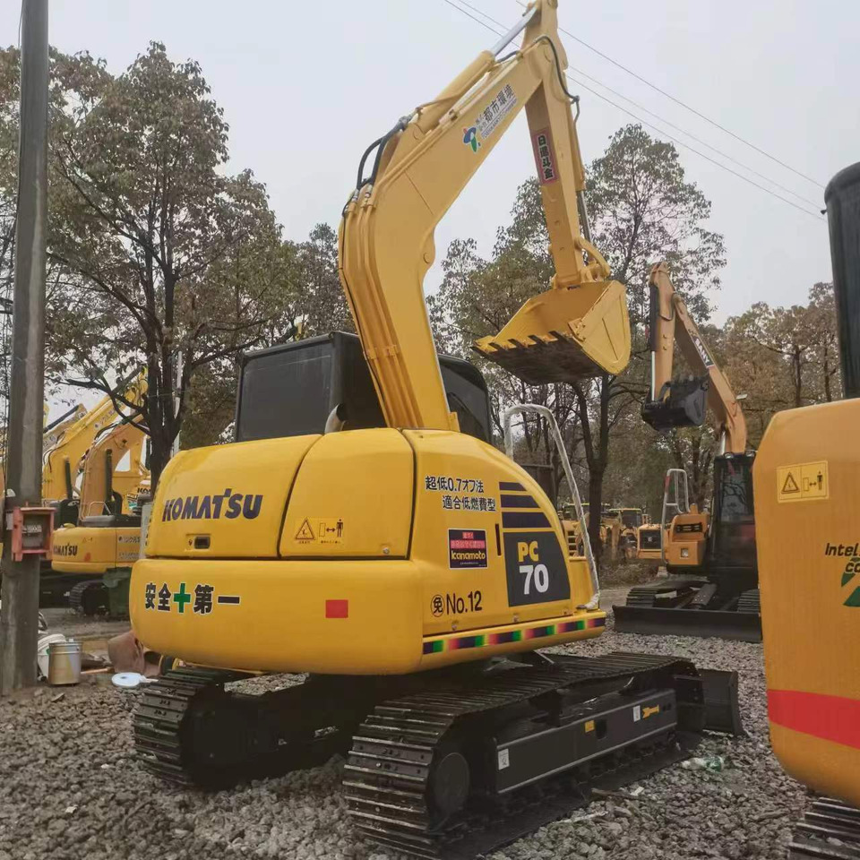 KOMATSU PC70 - Mini excavator: picture 1 KOMATSU PC70 - Mini excavator: picture 1